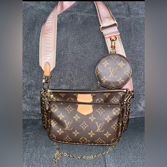 Louis Vuitton Handbags - Louis vuitton Multi pochette